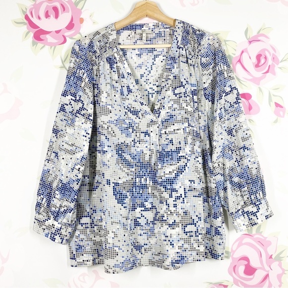 Joie Tops - Joie Blue Gray Geometric Square Pixel Print V Neck Blouse M